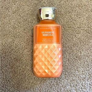 Bath and Bodyworks Lotion